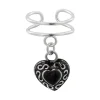 Zilveren ear cuff met hanger, bewerkt hart met onyx steen