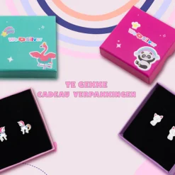 Zilveren ketting met hanger, paars hartje met gekleurde kristallen