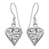 Zilveren oorhangers, hart met sierlijke details