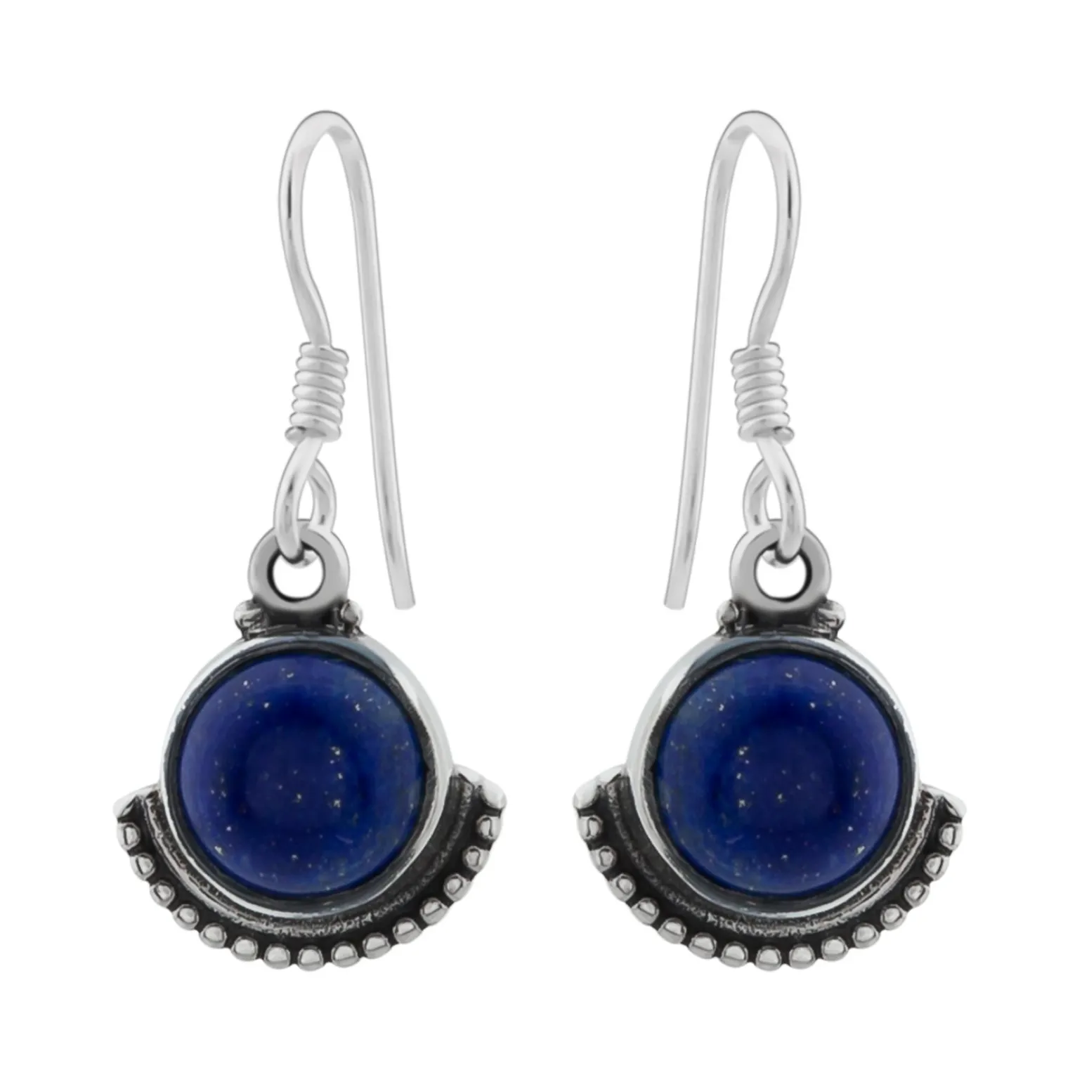 Zilveren oorhangers, ronde lapis steen met rand van bolletjes