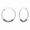 Zilveren oorringen, 25 mm Bali hoops met spiraaltjes en gedraaide details