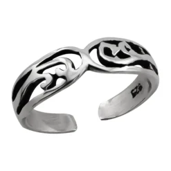 Zilveren ring, opengewerkte delen