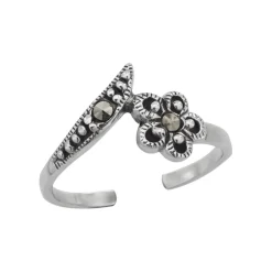 Zilveren teenring, bloem met details en marcasiet stenen